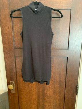 Splendid Long Black Tank Top